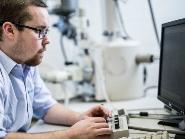 SEM analysis services
